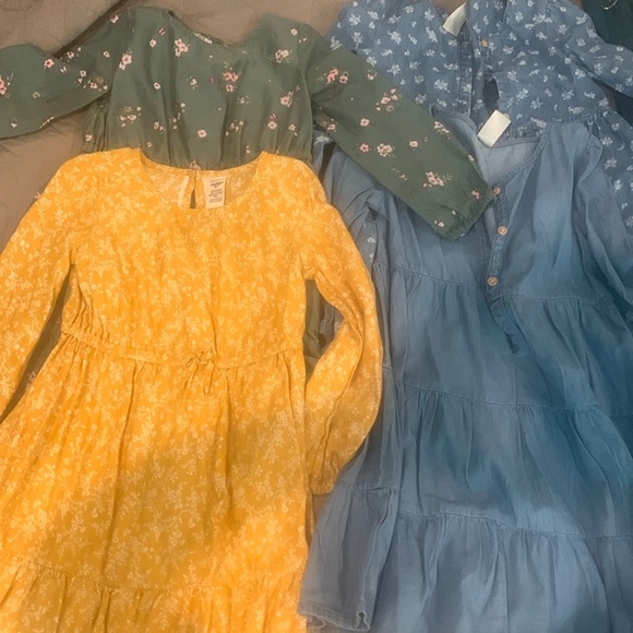Dresses bundle. 5T must buy all together - Picture 1 of 7
